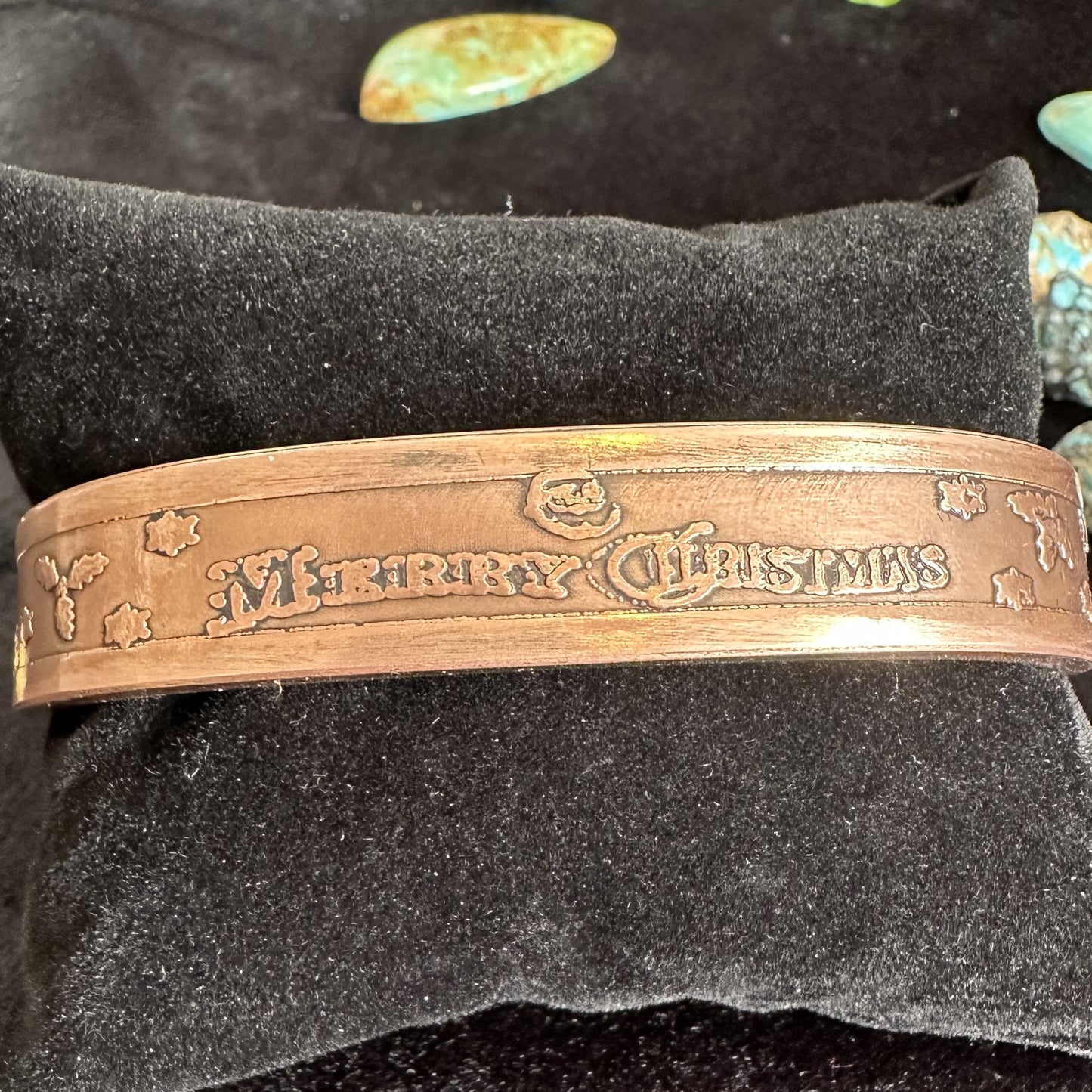 MERRY CHRISTMAS HOLIDAY CUFF !!!